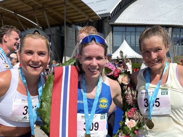 Marthe Kristoffersen - Hanne Mjøen Maridal - MAren Wangensteen - Birkebeinerløpet 2023 Scheve crop